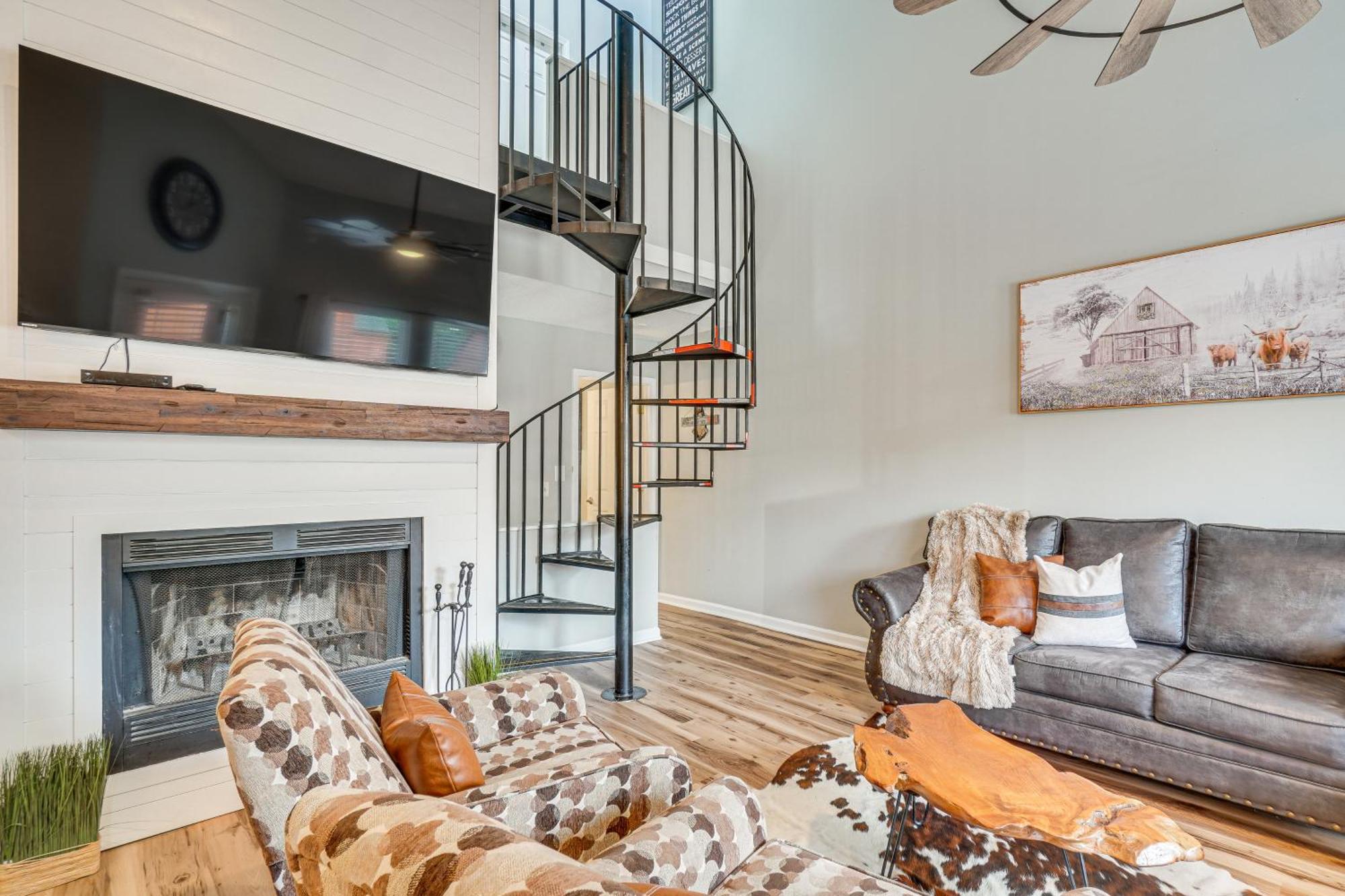 Downtown Gatlinburg Condo With Mountain-View Balcony Exteriör bild