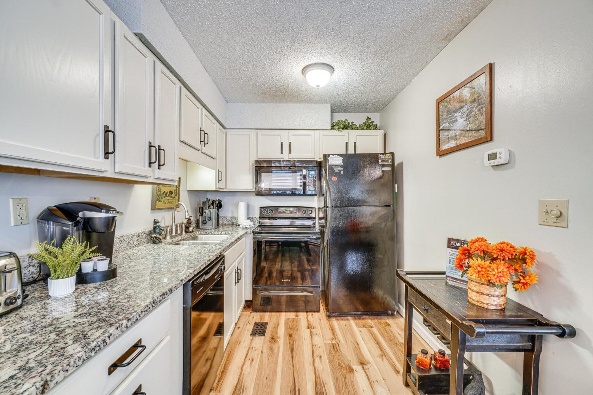 Downtown Gatlinburg Condo With Mountain-View Balcony Exteriör bild