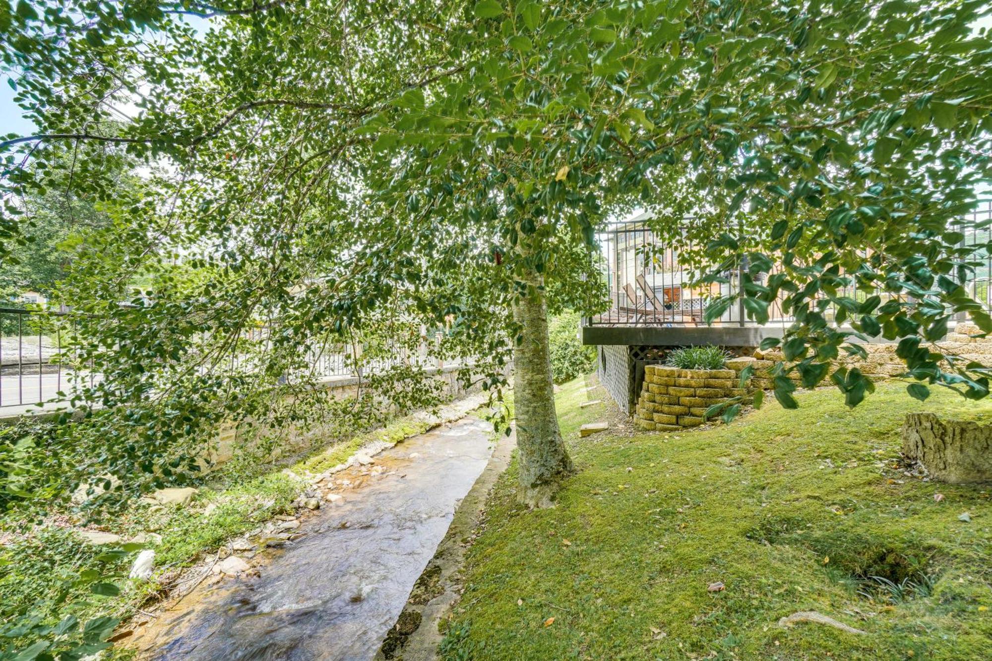 Downtown Gatlinburg Condo With Mountain-View Balcony Exteriör bild